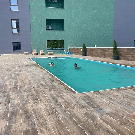 Comfy Flat With Central Location In Fikirtepe 이스탄불