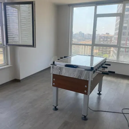 Comfy Flat With Central Location In Fikirtepe 아파트 *